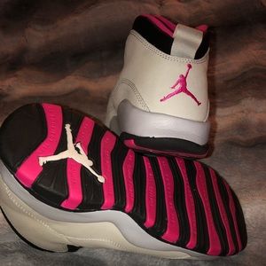 Air Jordan Retro GG ‘Vivid Pink’